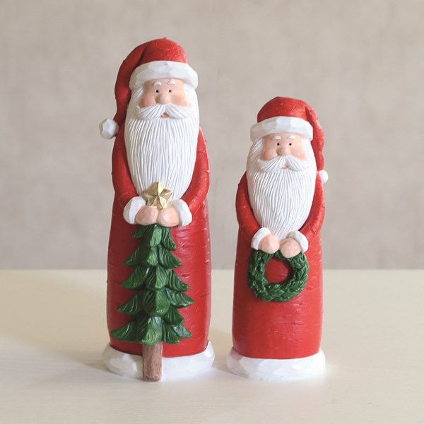 Santa With Wreath 22cm Santa With Wreath 22cm
