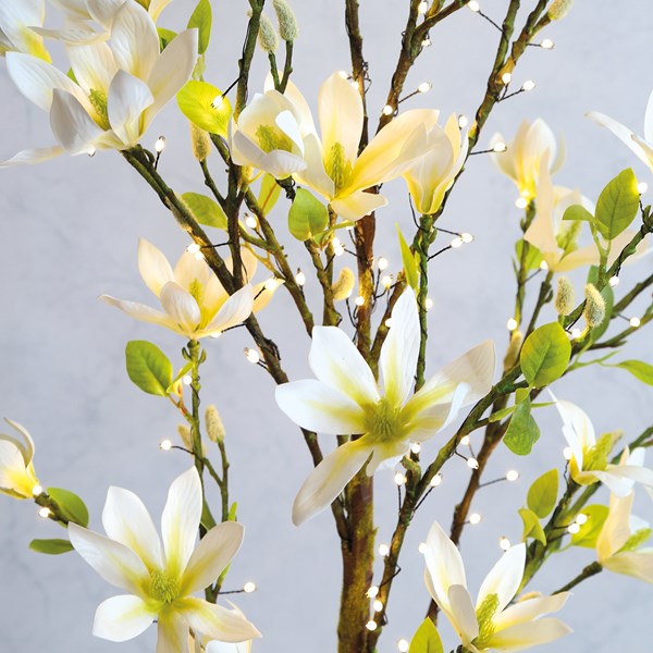 LED (80L) White Magnolia Tree 90cm LED (80L) White Magnolia Tree 90cm