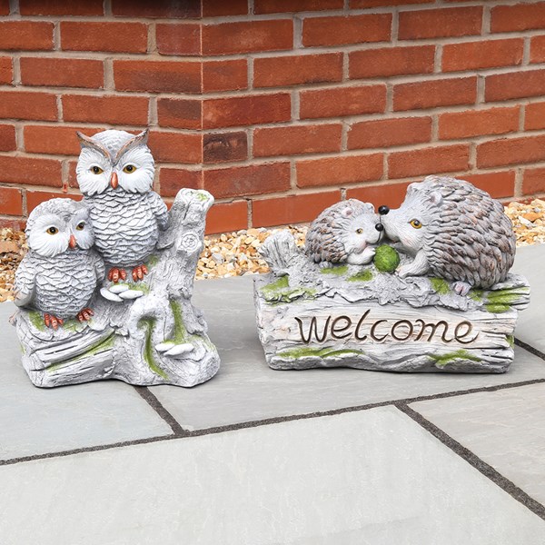 Garden Owls On Log 30x37cm Garden Owls On Log 30x37cm