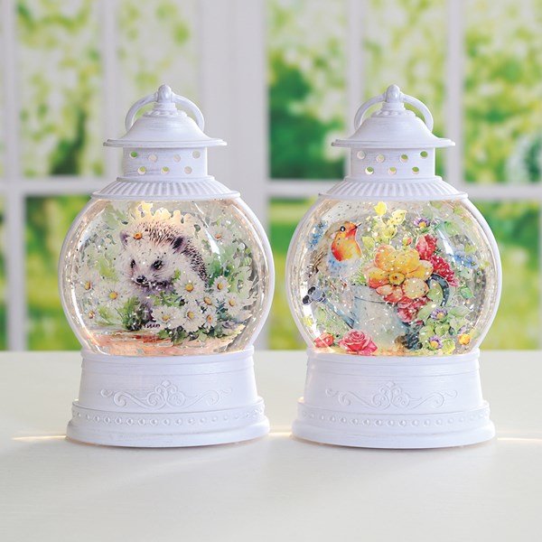 LED Spinner Lantern 23cm 2 Assorted