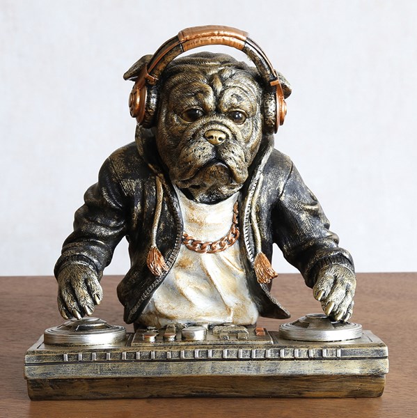 DJ Danny Dog 23x24cm DJ Danny Dog 23x24cm