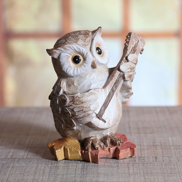 Owl Banjoist 12x14cm