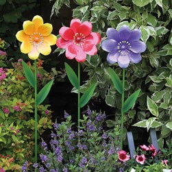 Magnolia Garden Stake 80cm 3 Assorted
