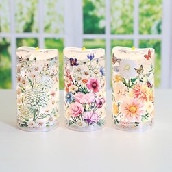 LED Spinner Candle 15cm 3 Assorted LED Spinner Candle 15cm 3 Assorted