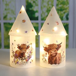 LED Highland House 21cm 2 Assorted