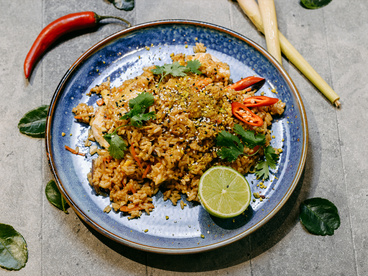 Rice noodles with chicken and vegetables Order Delivery Rice noodles