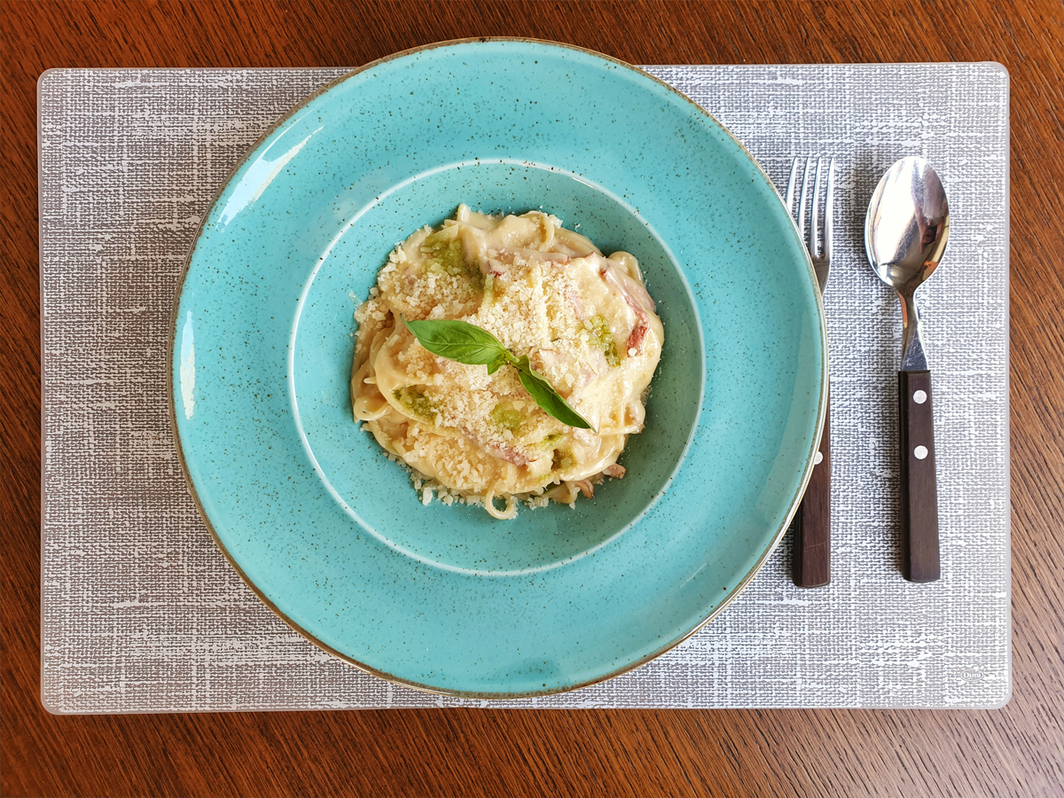 Pasta Carbonara Order Delivery Pasta Carbonara in Chisinau STRAUS