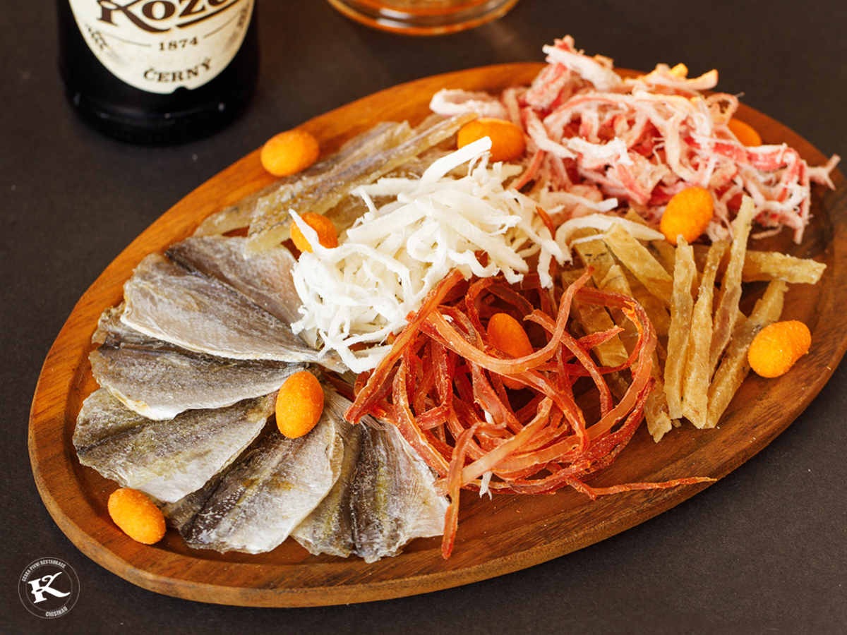 Fried Fish Platter Order Delivery Fried Fish Platter in Chisinau STRAUS