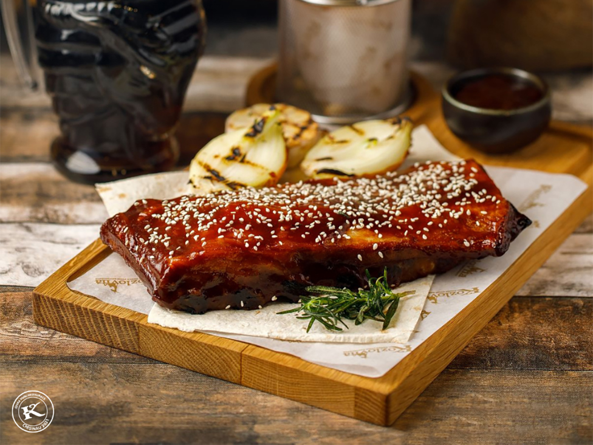 BBQ pork ribs Order Delivery BBQ pork ribs in Chisinau STRAUS