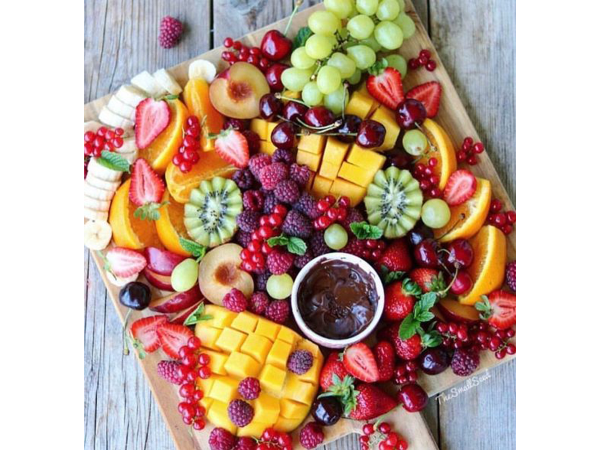 Fruits plate Order Delivery Fruits plate in Chisinau STRAUS