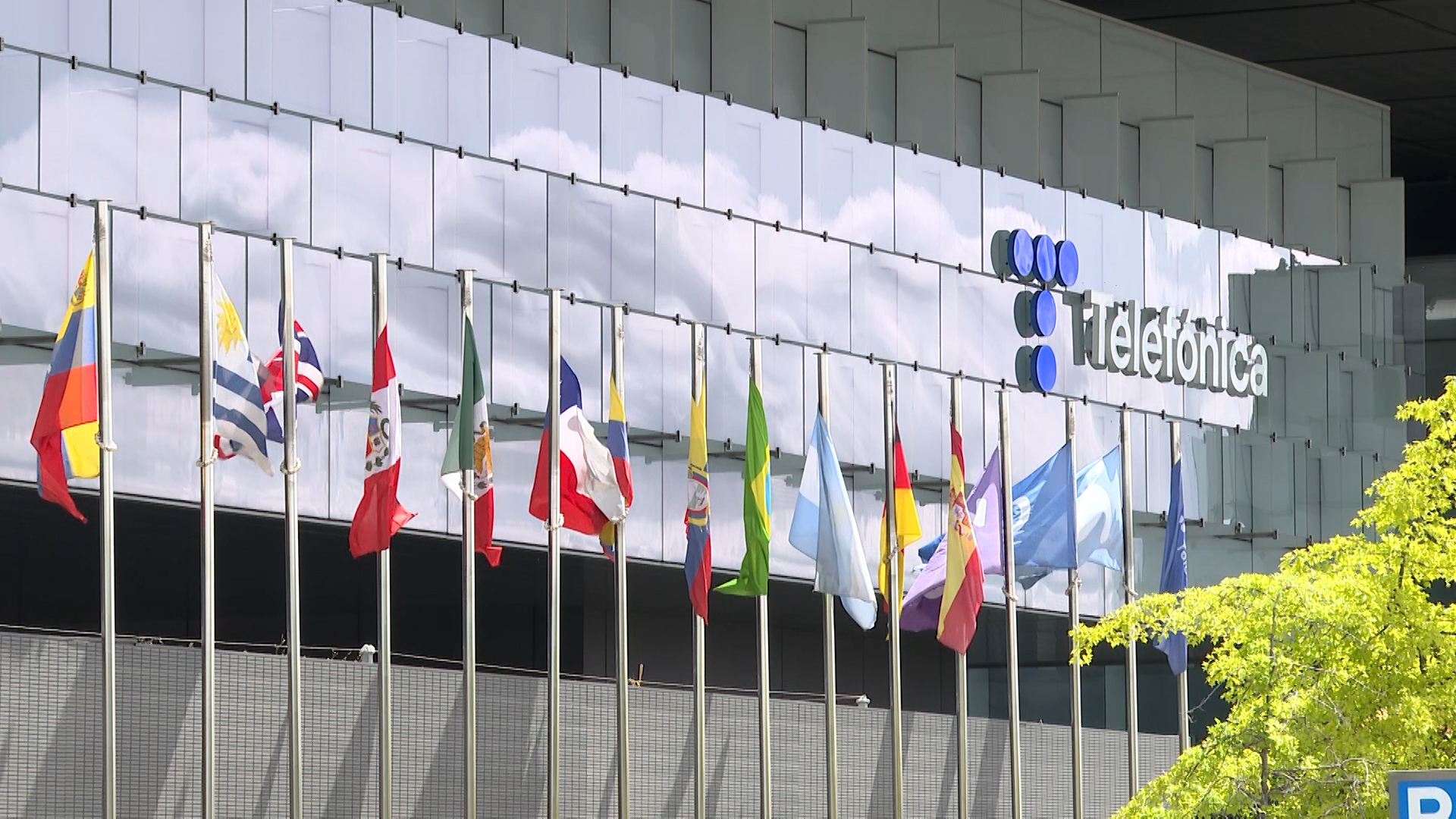 Telefónica pierde 1.355 millones hasta el mes de  junio por ventas en Hispam