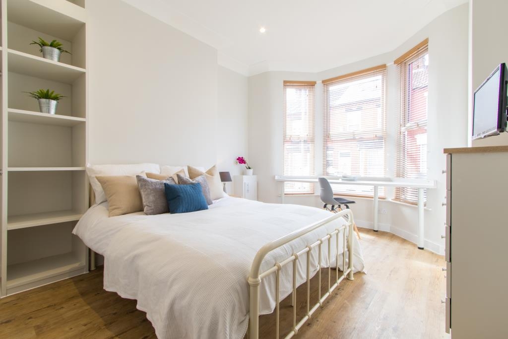 38 Woodcroft Road 6 Bedroom Student House Liverpool Student Cribs