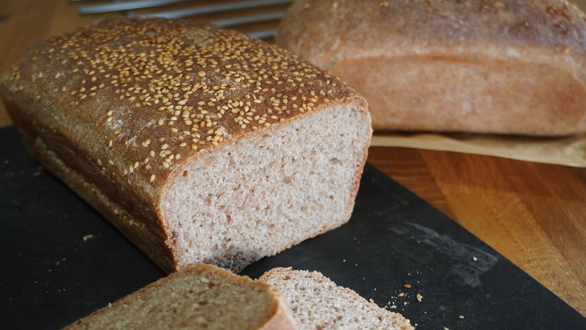 How to Make Spelt Bread with wholegrain flour