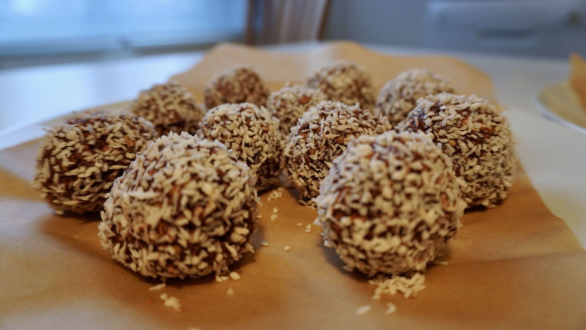 Swedish Chocolate Balls (Chokladbollar) no coffee + no-bake