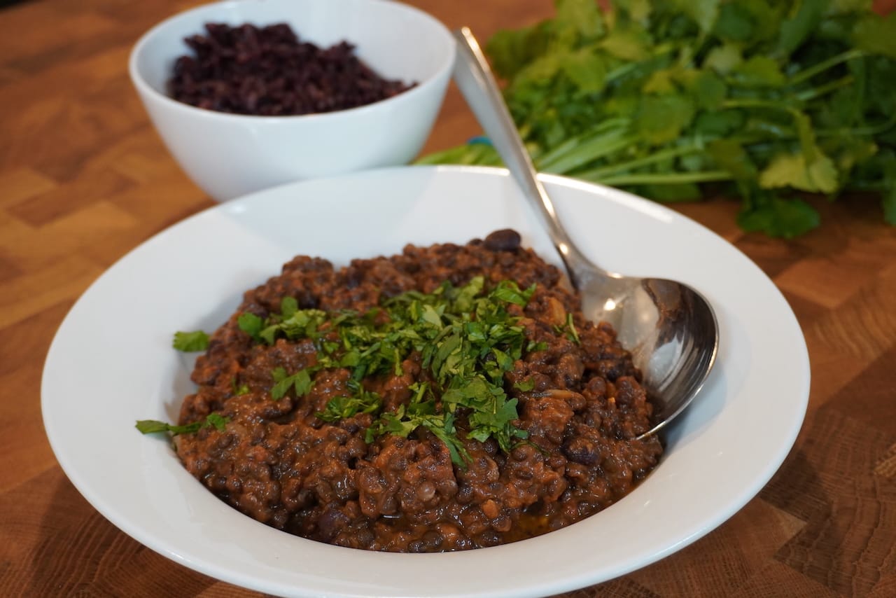 Vegan Black Dal Makhani with Coconut Milk – Easy Indian Lentil Curry