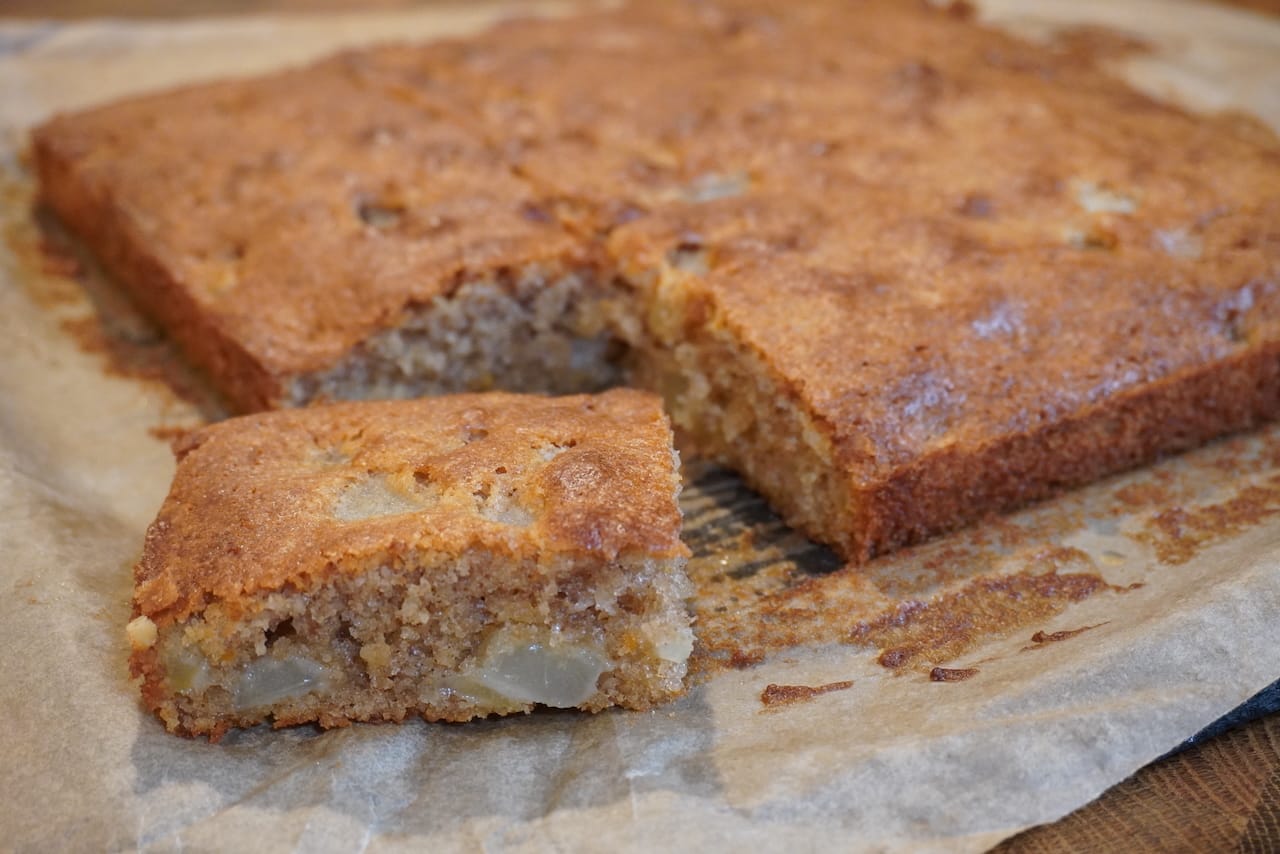 Easy Gluten-Free Pear Almond Cake – Moist Make-Ahead Dessert