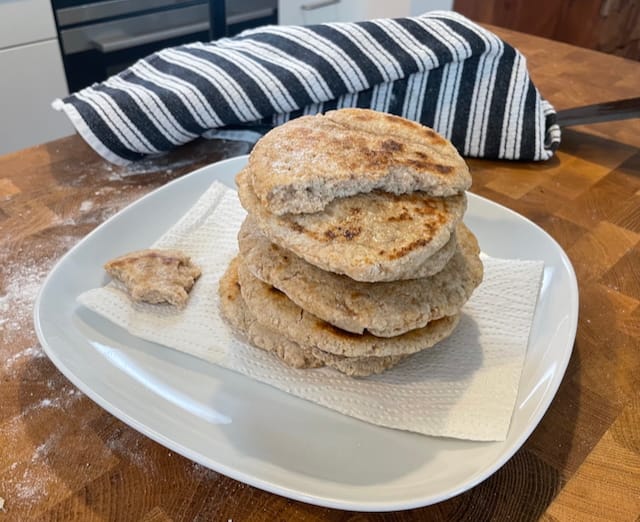 Easy Spelt Sourdough Discard Naan/ Flatbread – 30-Minute Recipe