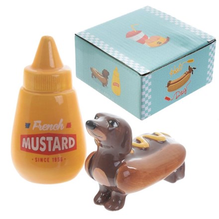 NOVELTY SALT AND PEPPER SET - SAUSAGE DOG MUSTARD