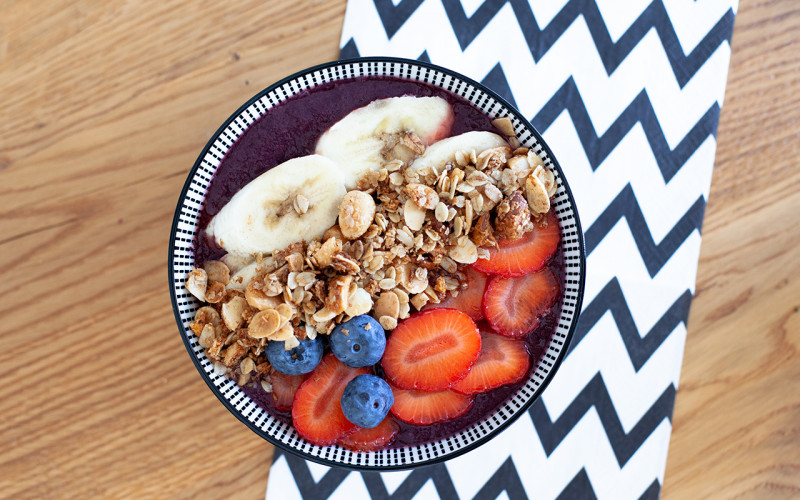 Knusper, Knusper, Knusper  knuspriges Granola mit Mango