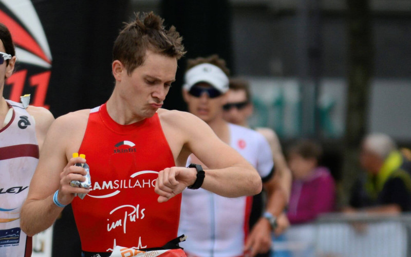 Triathlon-Wettkampf Pacing für Einsteiger