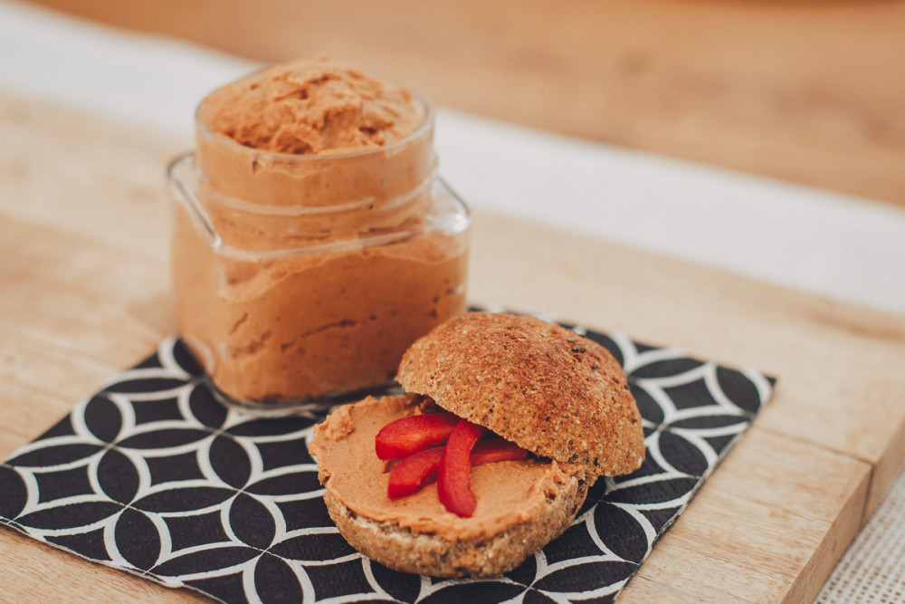 Veganer Süßkartoffel-Aufstrich mit Kichererbsen