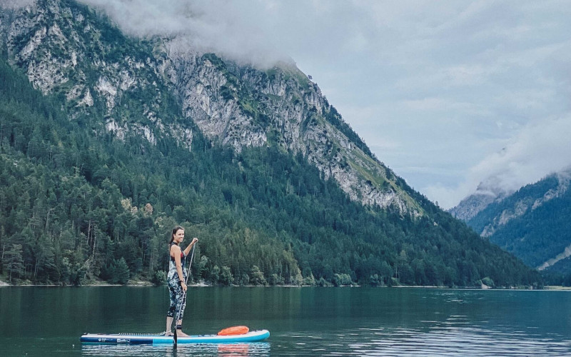 Stabitraining mit Spaßfaktor: Standup Paddling