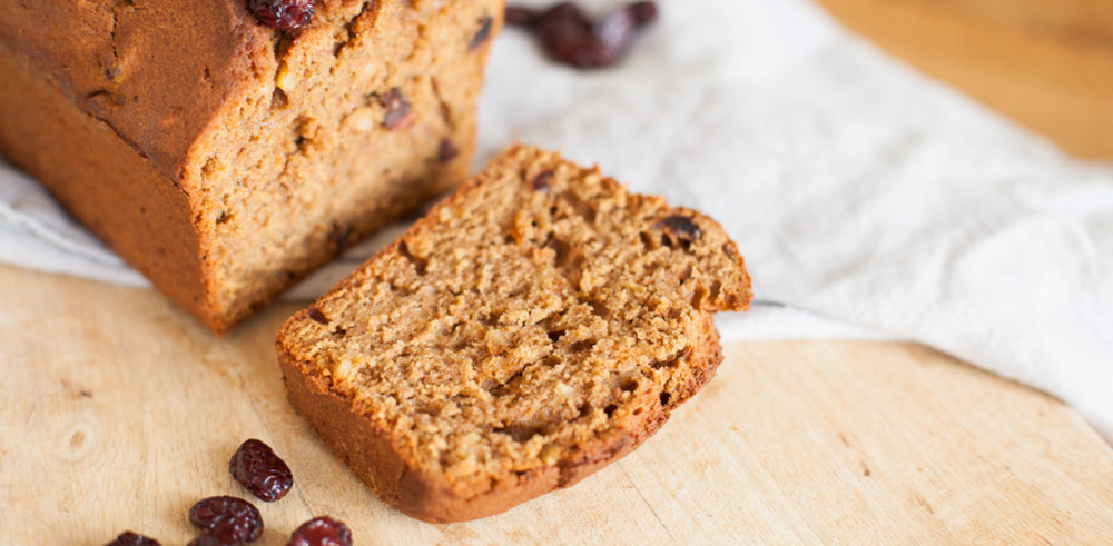 Weihnachtlicher Buttermilch-Kuchen mit Spekulatius