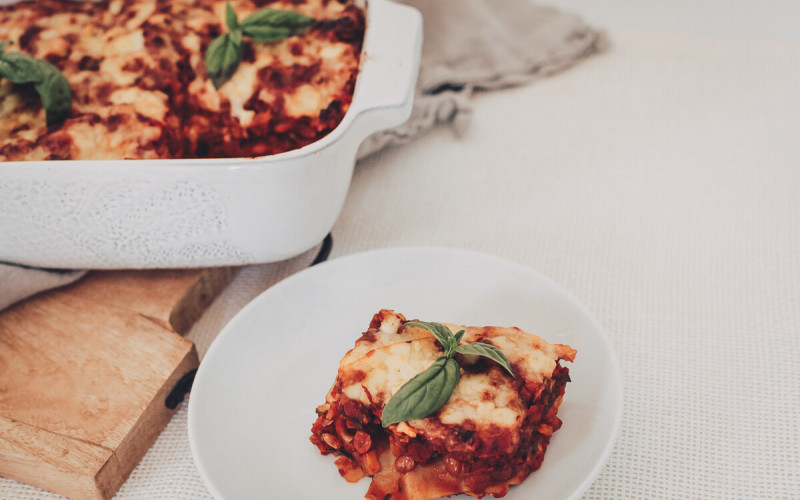 Der Berg ruft: Berglinsen-Lasagne mit Bergkäse-Kruste