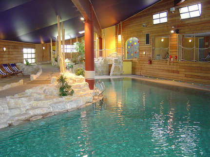 piscine intérieure