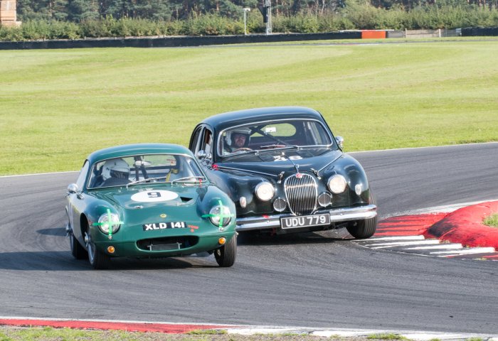 Jaguar Vs Lotus Jaguar Vs Lotus