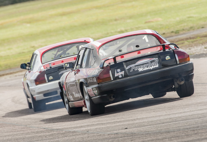 Colin Philpot Chases Rodney Frost Cg Colin Philpot Chases Rodney Frost Cg