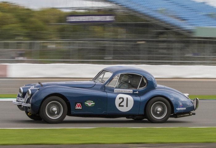 Rob Newall Passes Gp Grandstand Rob Newall Passes Gp Grandstand