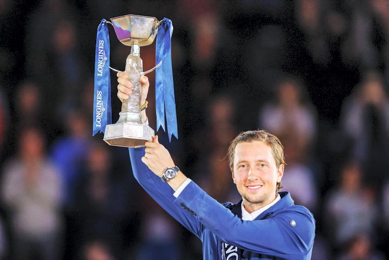 NEWS: Fuchs back to world number one - Vimarsana News