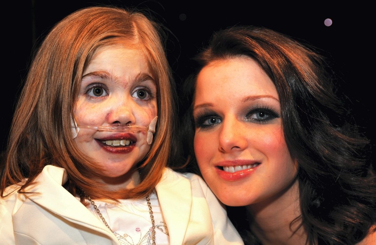 Kirsty Howard & Helen Flanagan