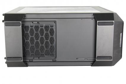 IMG 9402 coolermaster mastercase Pro 5 case review exterior interior