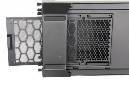 IMG 9405 coolermaster mastercase Pro 5 case review exterior interior