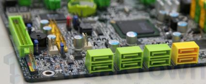 DFI X58 LANParty UT board 03[1]