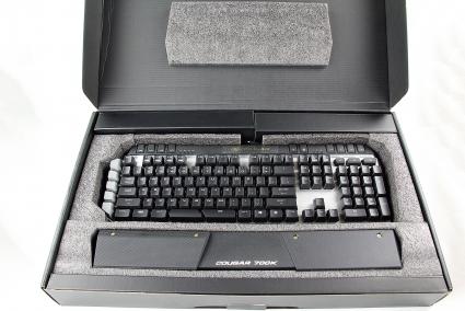 IMG 8767 cougar 700K Keyboard Review