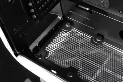 IMG 9295 corsair graphite 780t case review