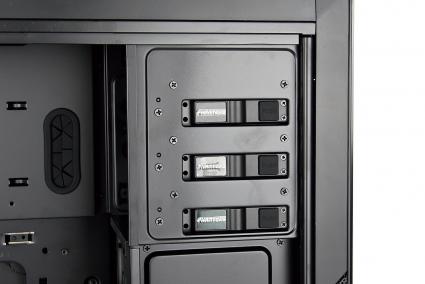IMG 9557 phanteks enthoo mini Xl case review