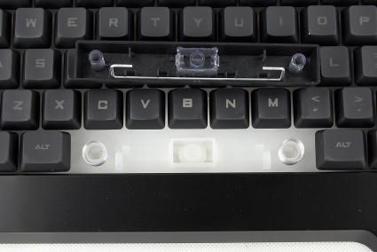 IMG 9469 coolermaster suppressor gaming keyboard review