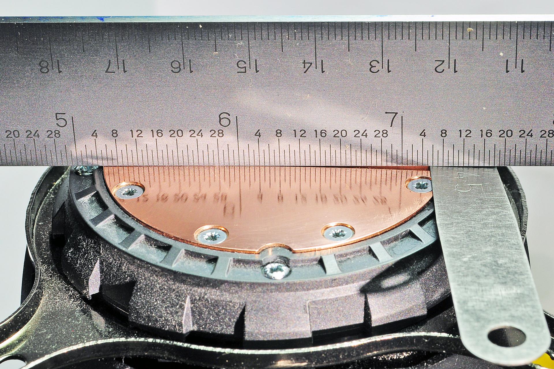 0081 ColdPlate CC Flatness 02 Corsair H100i GTX AIO CPU Cooler Review