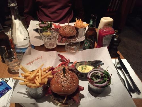 post-39361-0-83724600-1422652205_thumb.j