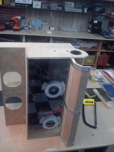 post-61301-0-54720600-1427557937_thumb.j