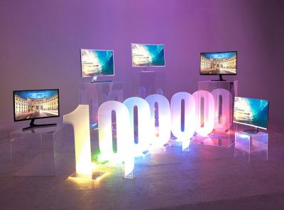 Samsung_1million_curved_monitors_milestone_01.jpg