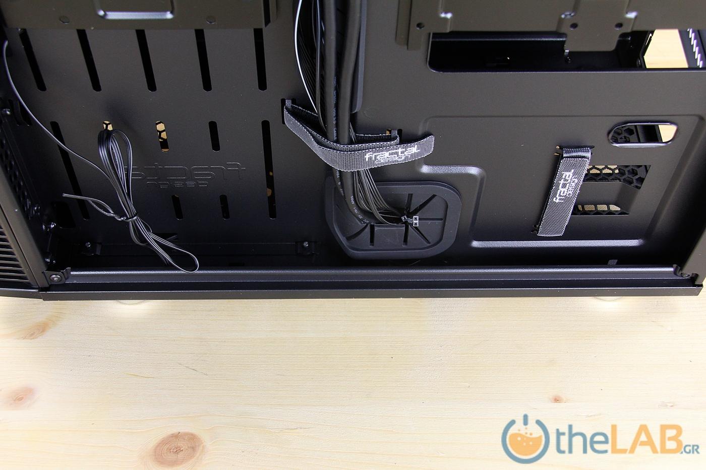 fractal_design_define_nano_s_mini itx_case_review_interior_image009.jpg