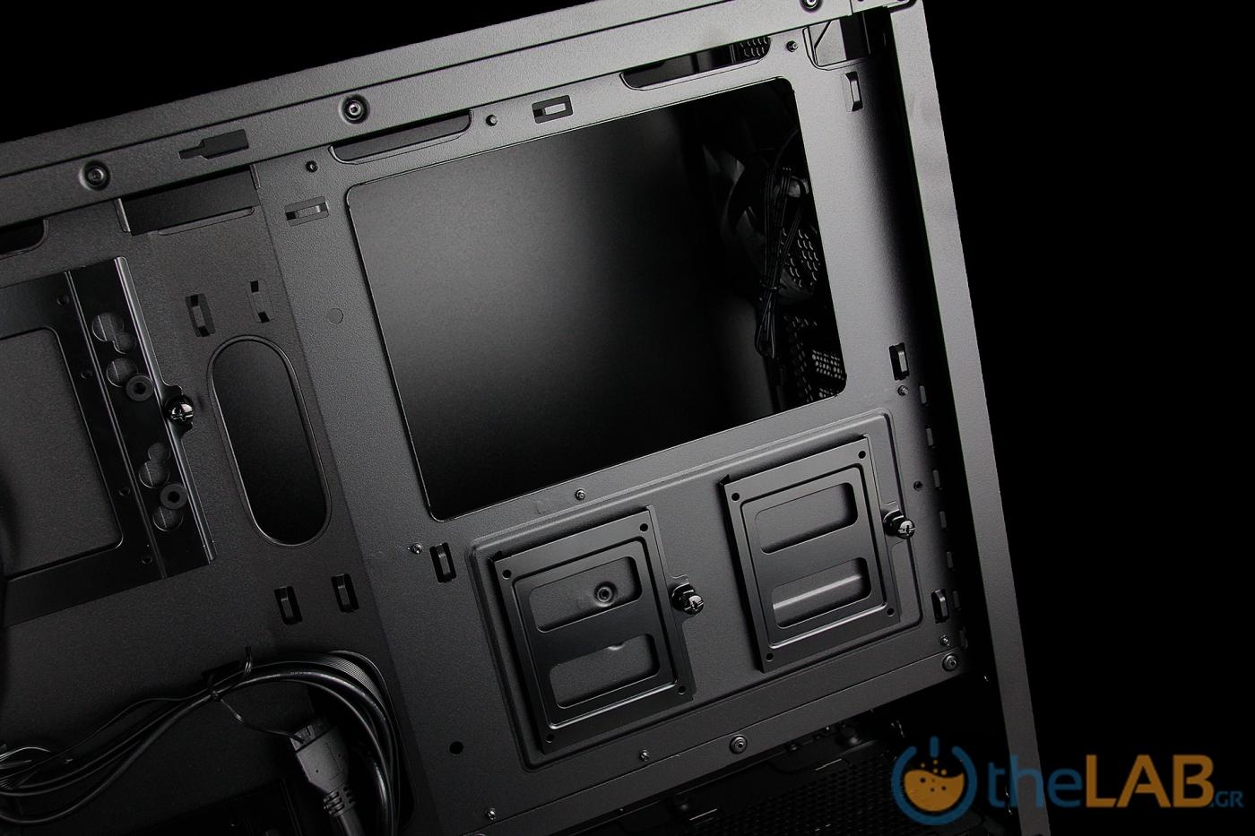 corsair_carbide_270r_interior_case_review_image016.jpg