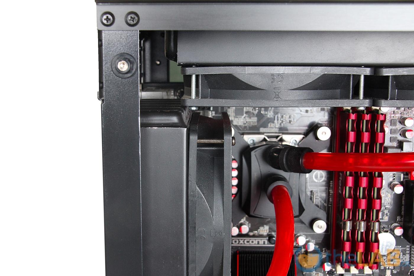 raijintek_asterion_classic_plus_gorilla_glass_tempered_E-atx_atx_interior_exterion_watercooling_installation_case_review_image003.jpg