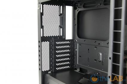 corsair_crystal_series_460x_rgb_compact_atx_mid_tower_case_review_interior_exterior_image033.jpg