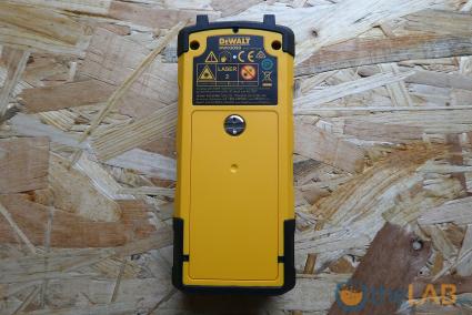 dewalt_dw03050_laser_distance_measurer_50m_165'_image004.jpg